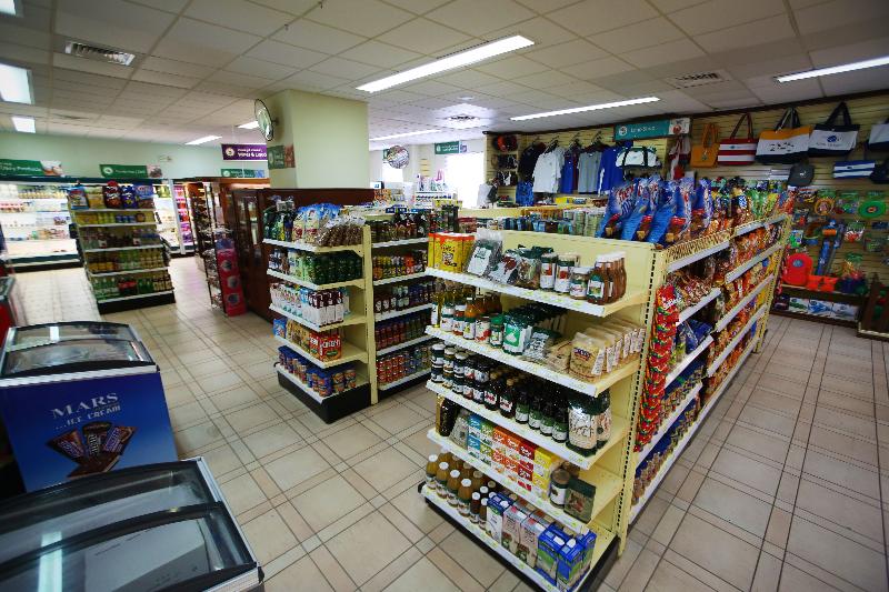 The Royal Islander - An All Suites Resort