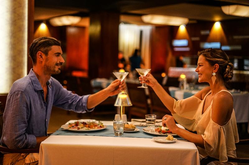 The Royal Islander - An All Suites Resort