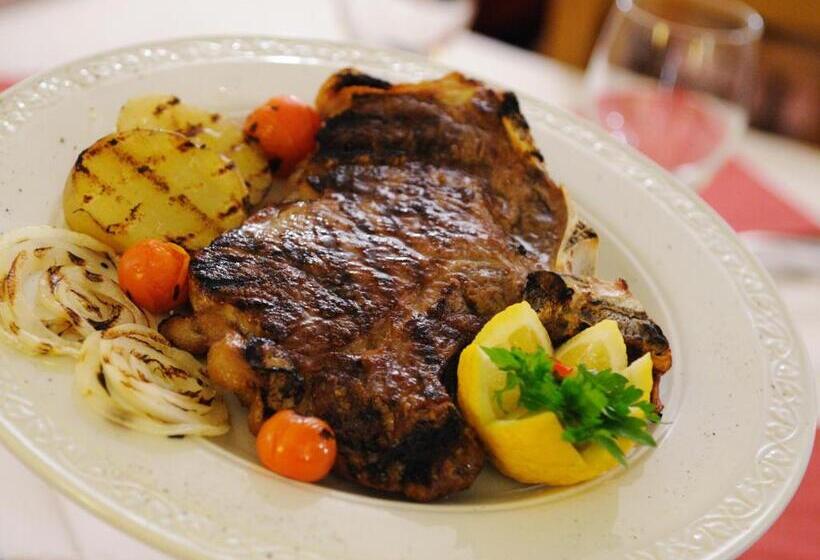 בית מלון כפרי Tre Castelli