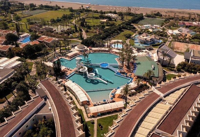 هتل Tui Blue Tropical