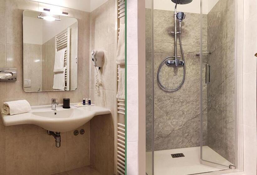 فندق Villa Dei Carpini