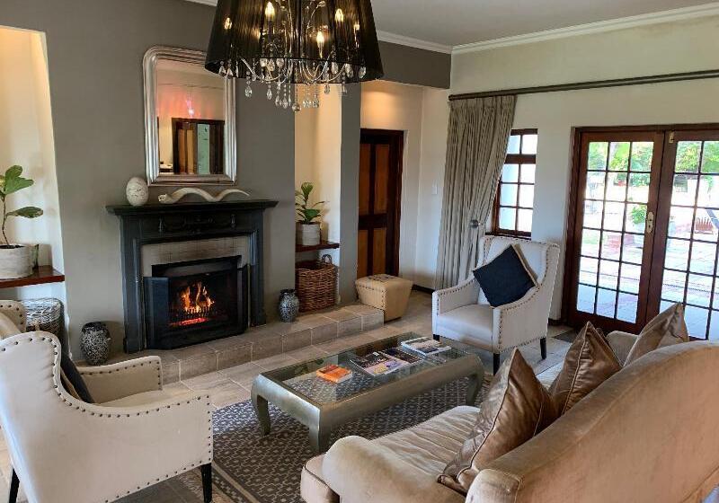 Отель Wedgeview Country House & Spa