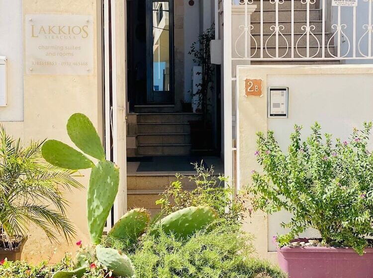 ベッドアンドブレックファースト Lakkios Charming Suites And Rooms