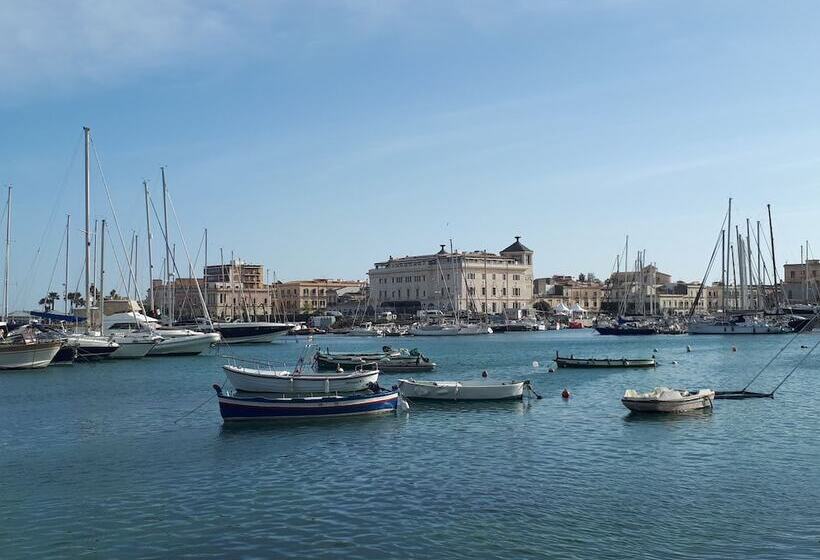 ベッドアンドブレックファースト Lakkios Charming Suites And Rooms