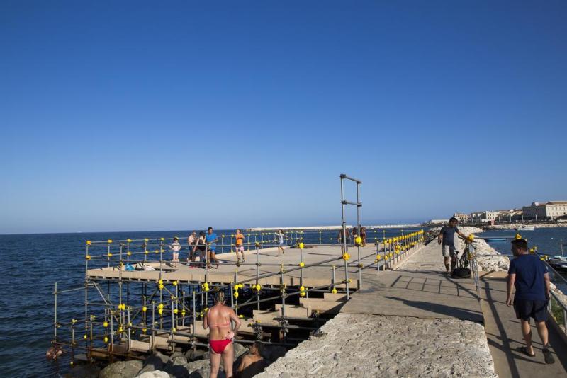 ベッドアンドブレックファースト Lakkios Charming Suites And Rooms