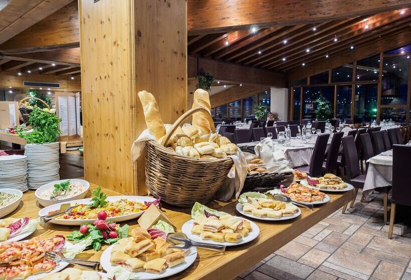 منتجع Piandineve