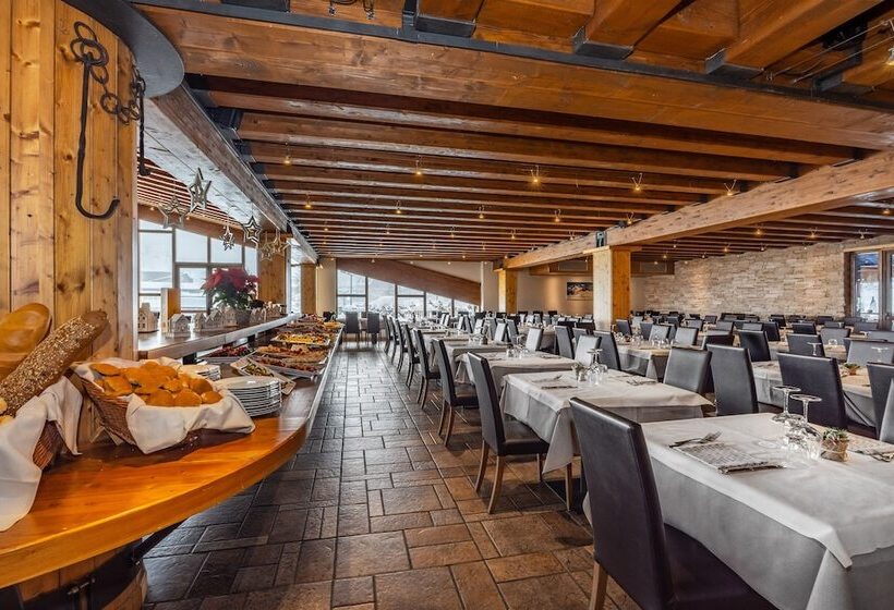 منتجع Piandineve