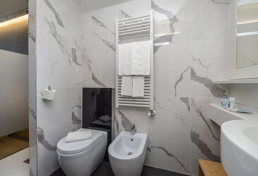 منتجع Piandineve