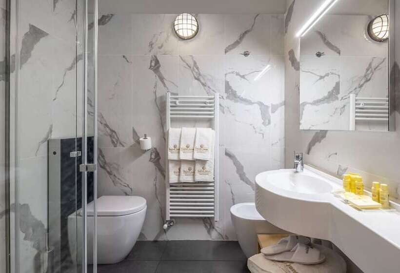 منتجع Piandineve