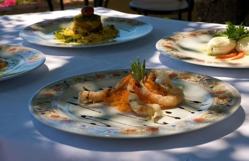 Romantic Hotel & Restaurant Villa Cheta Elite