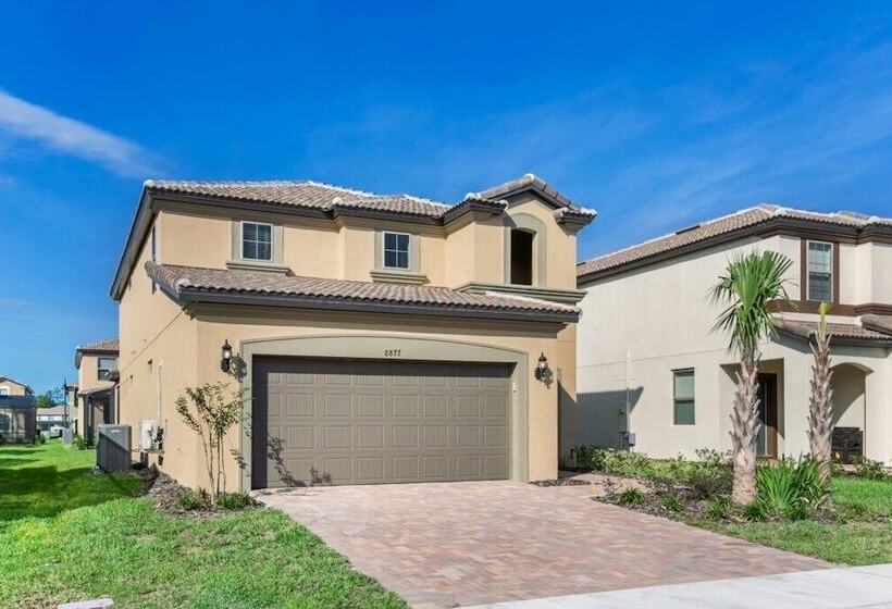 5 Bed 5 Bath Resort Villa