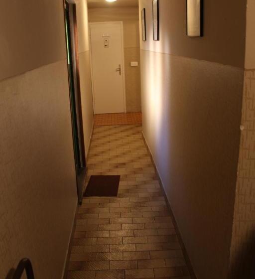 هاستل Back Budget Accomodation