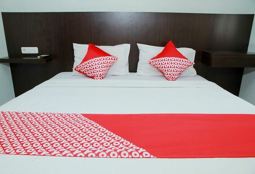 هاستل Grand Wisata Hotel By Oyo Rooms