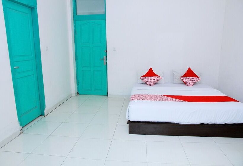 هاستل Grand Wisata Hotel By Oyo Rooms