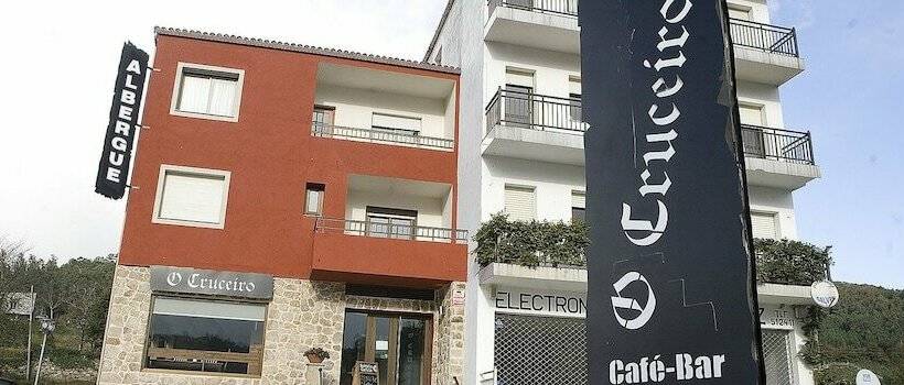 Albergue O Cruceiro Da Ulla