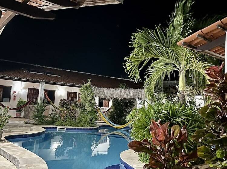 Общежитие Pousada Califórnia Tia Lia