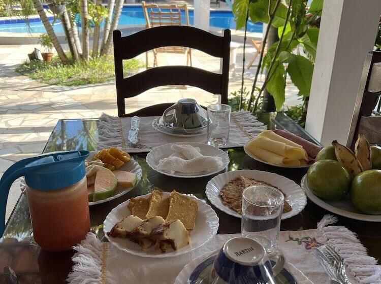 Общежитие Pousada Califórnia Tia Lia