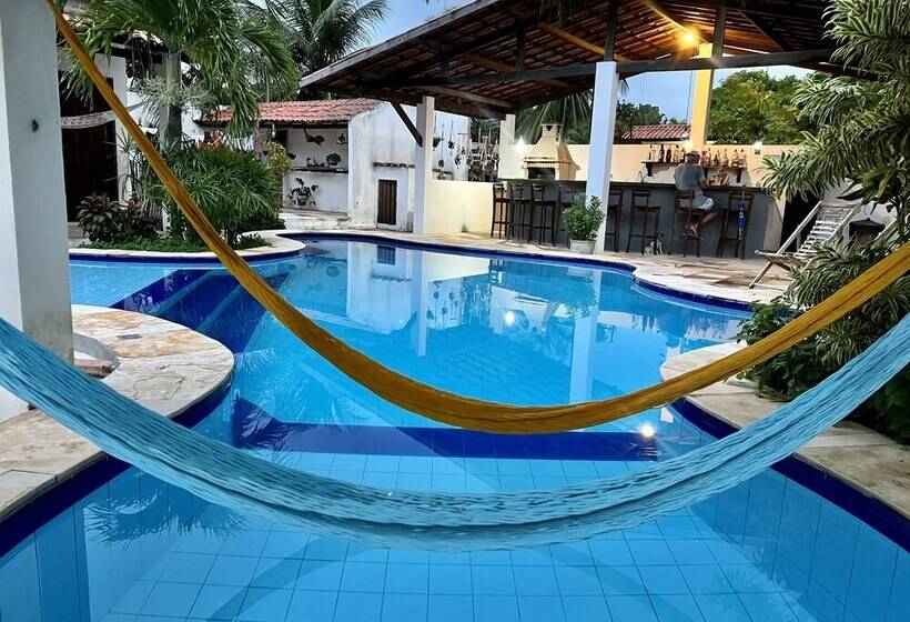 Общежитие Pousada Califórnia Tia Lia