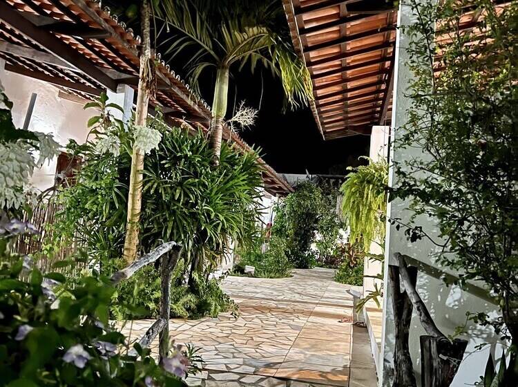 Общежитие Pousada Califórnia Tia Lia