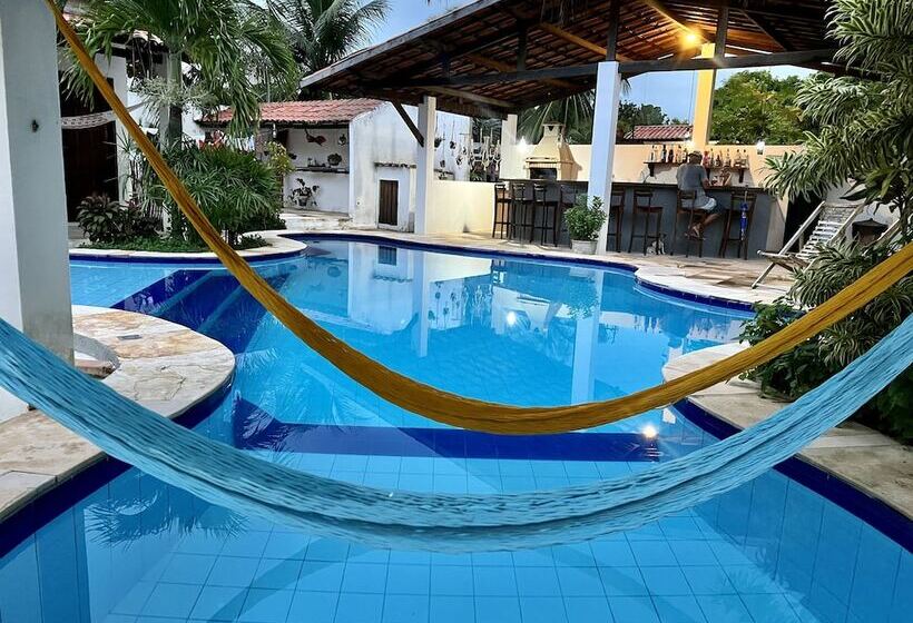 Общежитие Pousada Califórnia Tia Lia