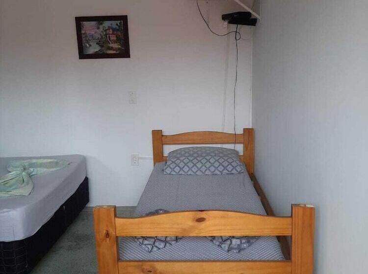 فندق صغير Pousada Nova Opção