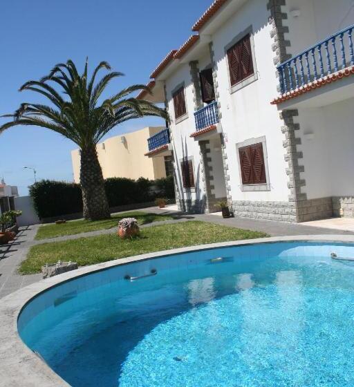 فندق صغير Santa Beach House