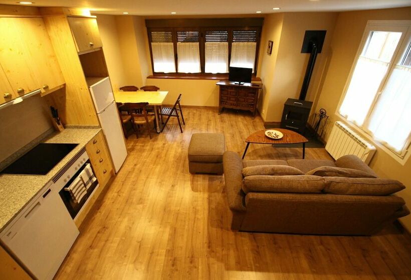 Apartamentos Mont Romies Plaza
