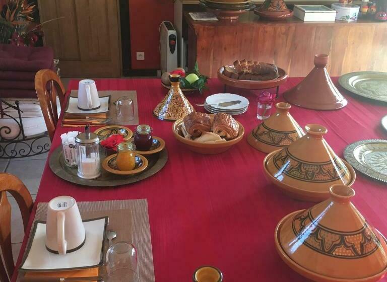 ベッドアンドブレックファースト Gîte Aux Amandiers