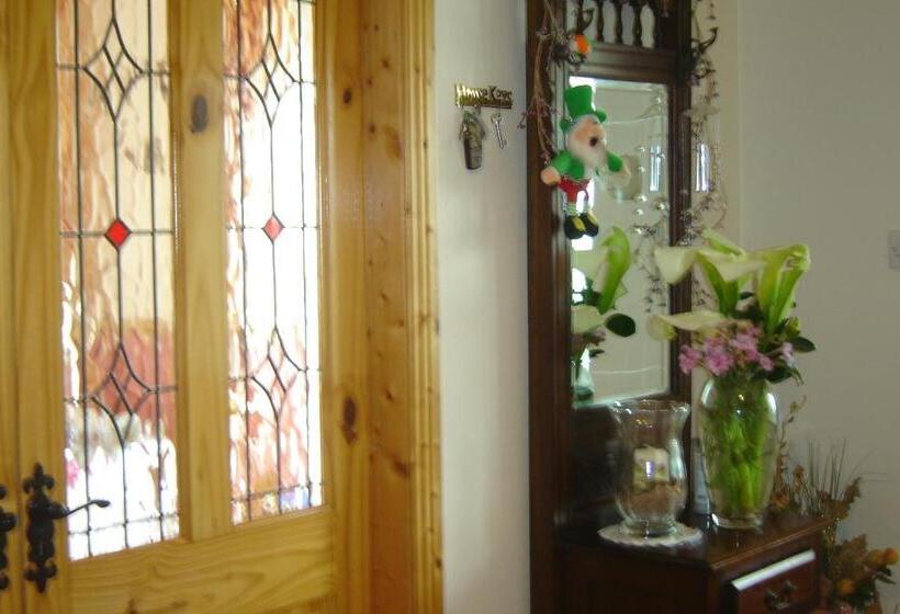 مبيت وإفطار Carraig Liath House