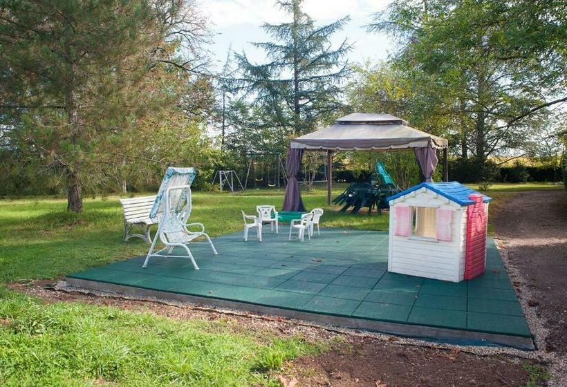 ベッドアンドブレックファースト Domaine De Lalande