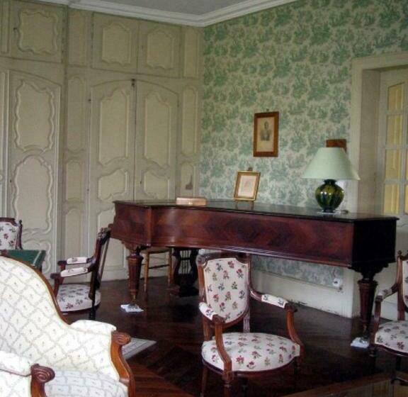 住宿加早餐  Domaine De Lalande