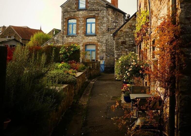 ベッドアンドブレックファースト Escale Chambre D Hôtes Au Coeur Du Vieux Profondeville Entre Namur Et Dinant