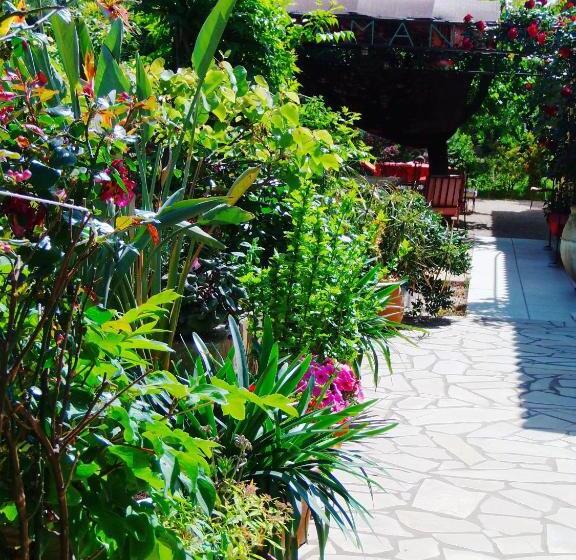 ベッドアンドブレックファースト Gîte Aux Amandiers