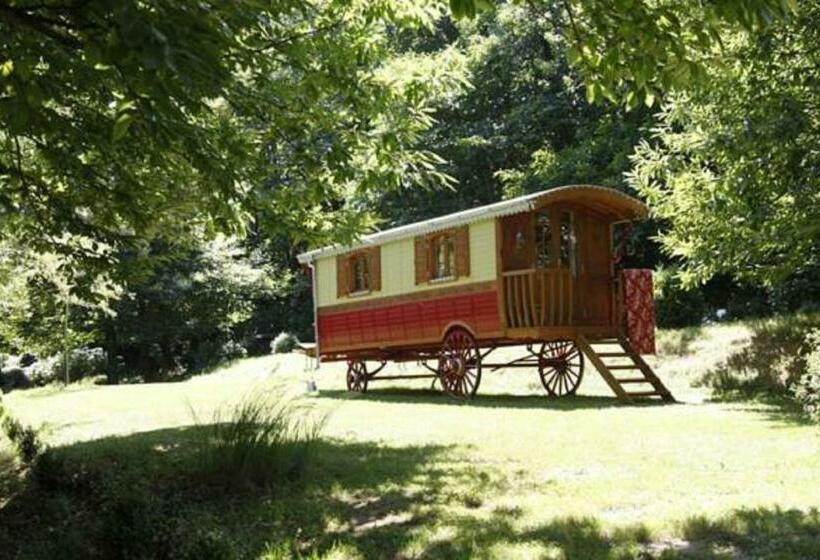 住宿加早餐  La Hulotte