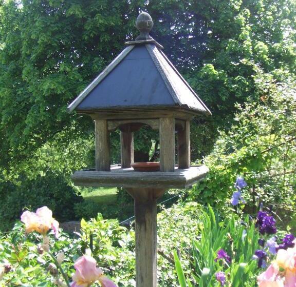 住宿加早餐  La Hulotte