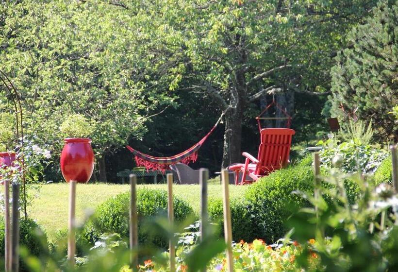 住宿加早餐  La Hulotte