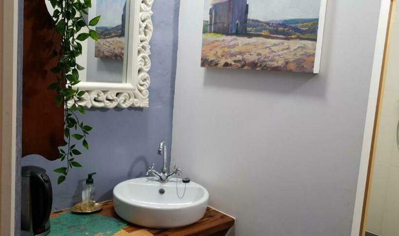 住宿加早餐  La Porte Bleue