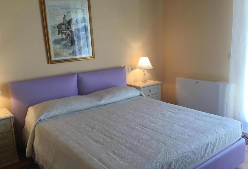 Bed and Breakfast Le Tre Civette   Residenza Di Campagna