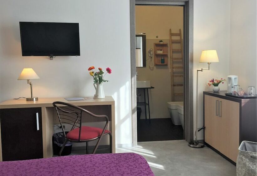 민박 Marricriu Camere Avola