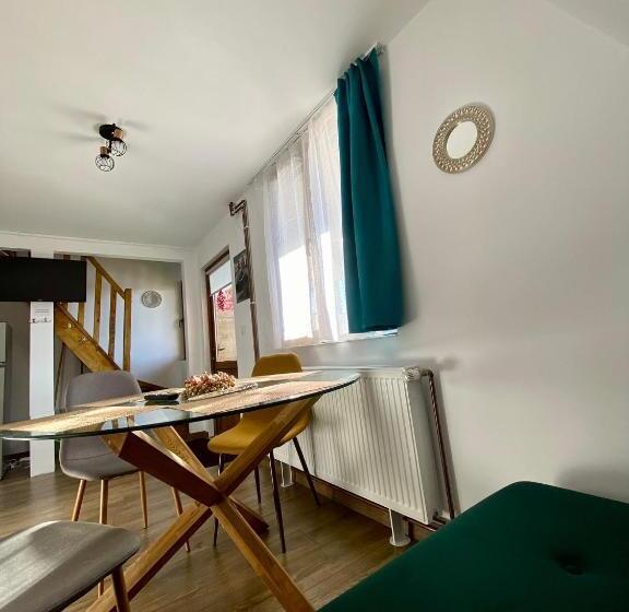 Bed and Breakfast Restaurant Pensiunea Carmen