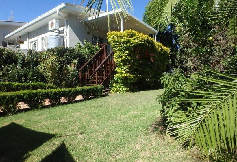 Eagle S Nest B&b/self Catering