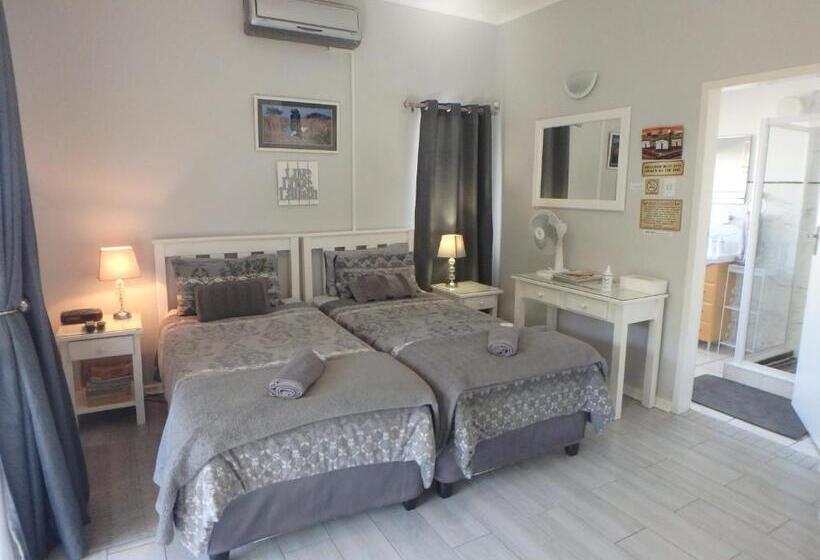 Eagle S Nest B&b/self Catering