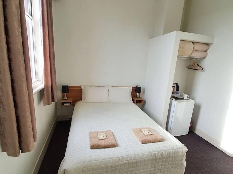 Empire Hotel Goulburn