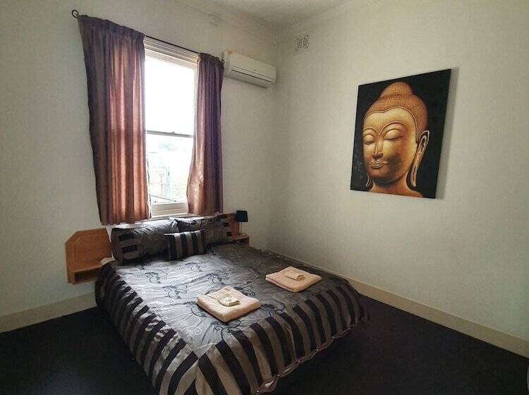 Empire Hotel Goulburn