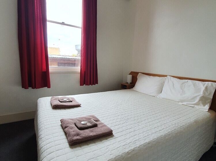 Empire Hotel Goulburn