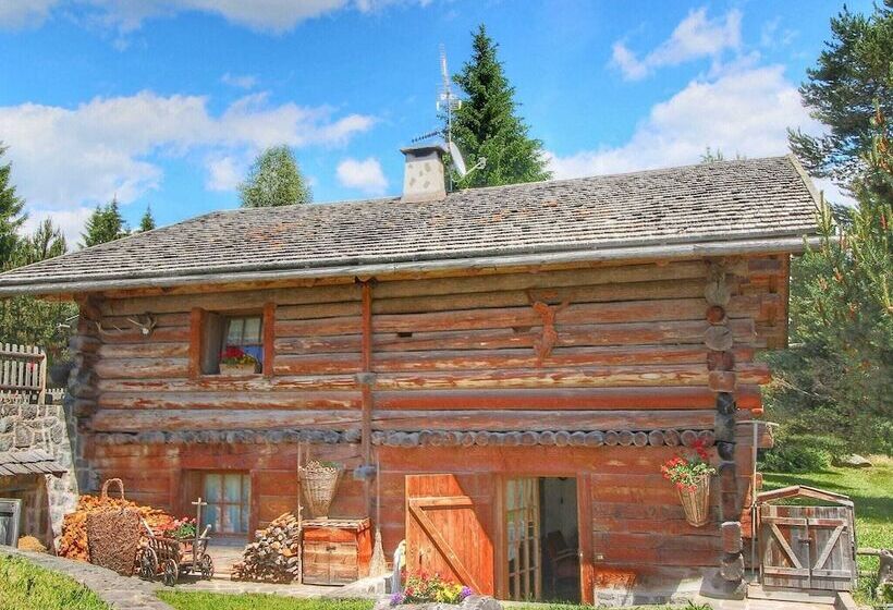 Fascinating Cottage In Bellamonte With Sauna