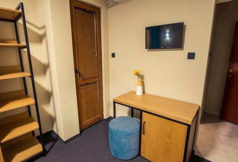 Отель Albatros New Town