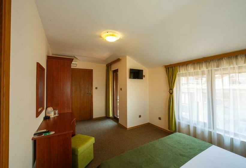 Отель Albatros Old Town