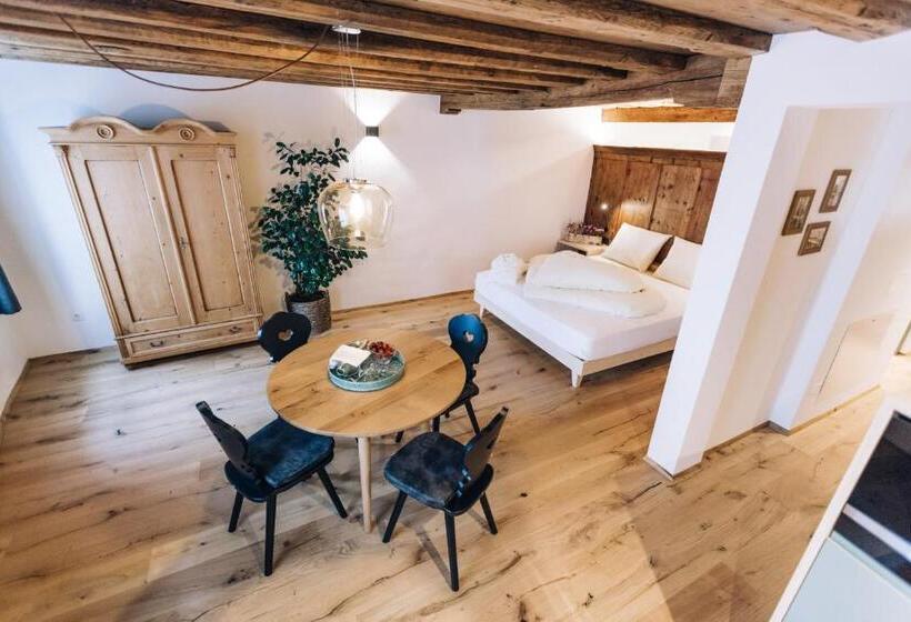 Отель Amplatz 1523   B&b And Suites