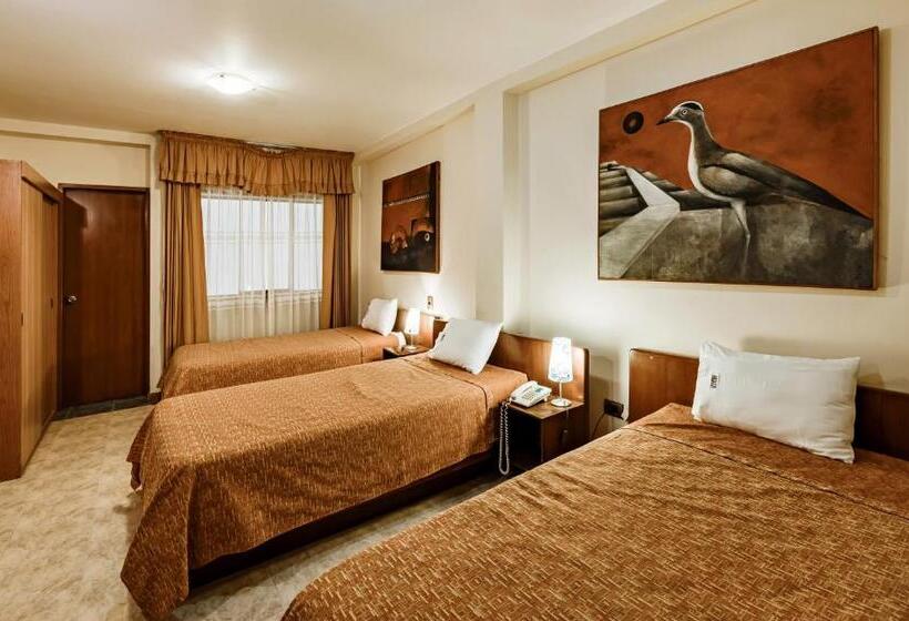 هتل Casa De La Luna